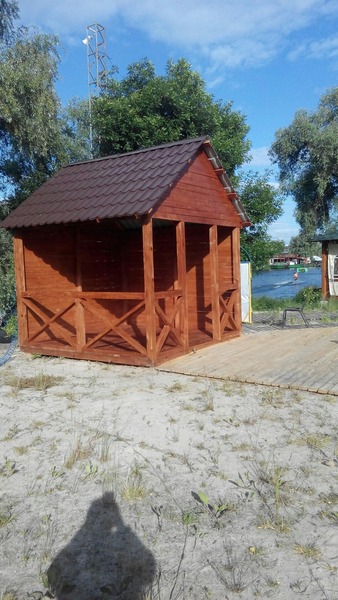 Дерев'яна альтанка "Дніпро"