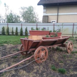 Візок декоративний (кашпо)